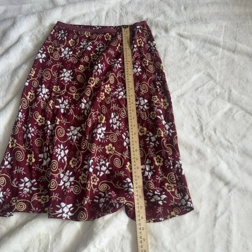 VTG Y2K Loco Lindo  Floral Midi Skirt Maroon Crepe A-Line Low Rise Flowy - Picture 7 of 7